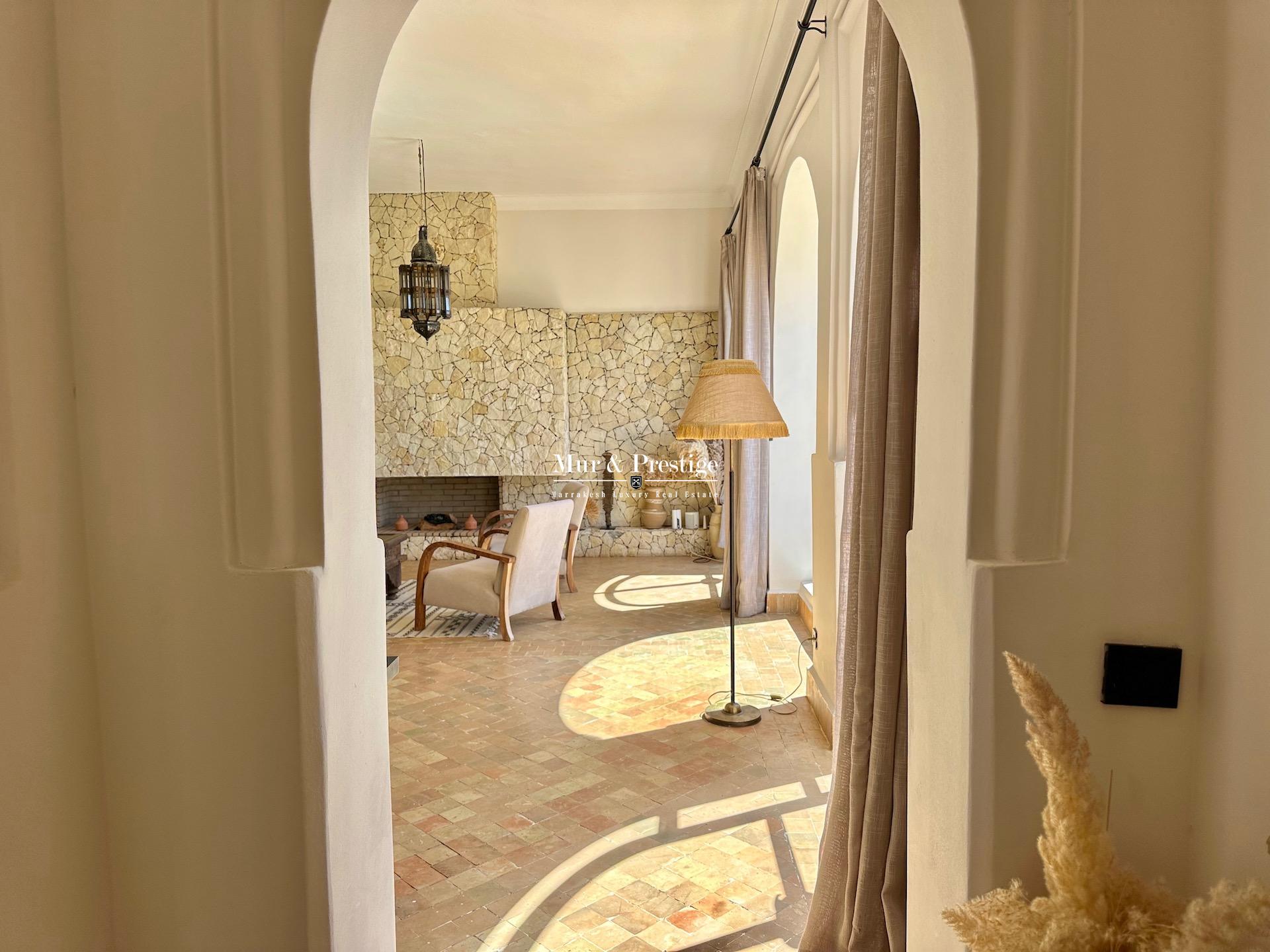 Maison de 8 Chbres à Vendre (Sans VNA)