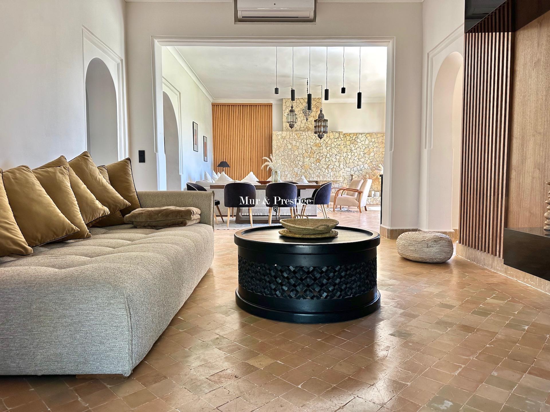 Maison de 8 Chbres à Vendre (Sans VNA)