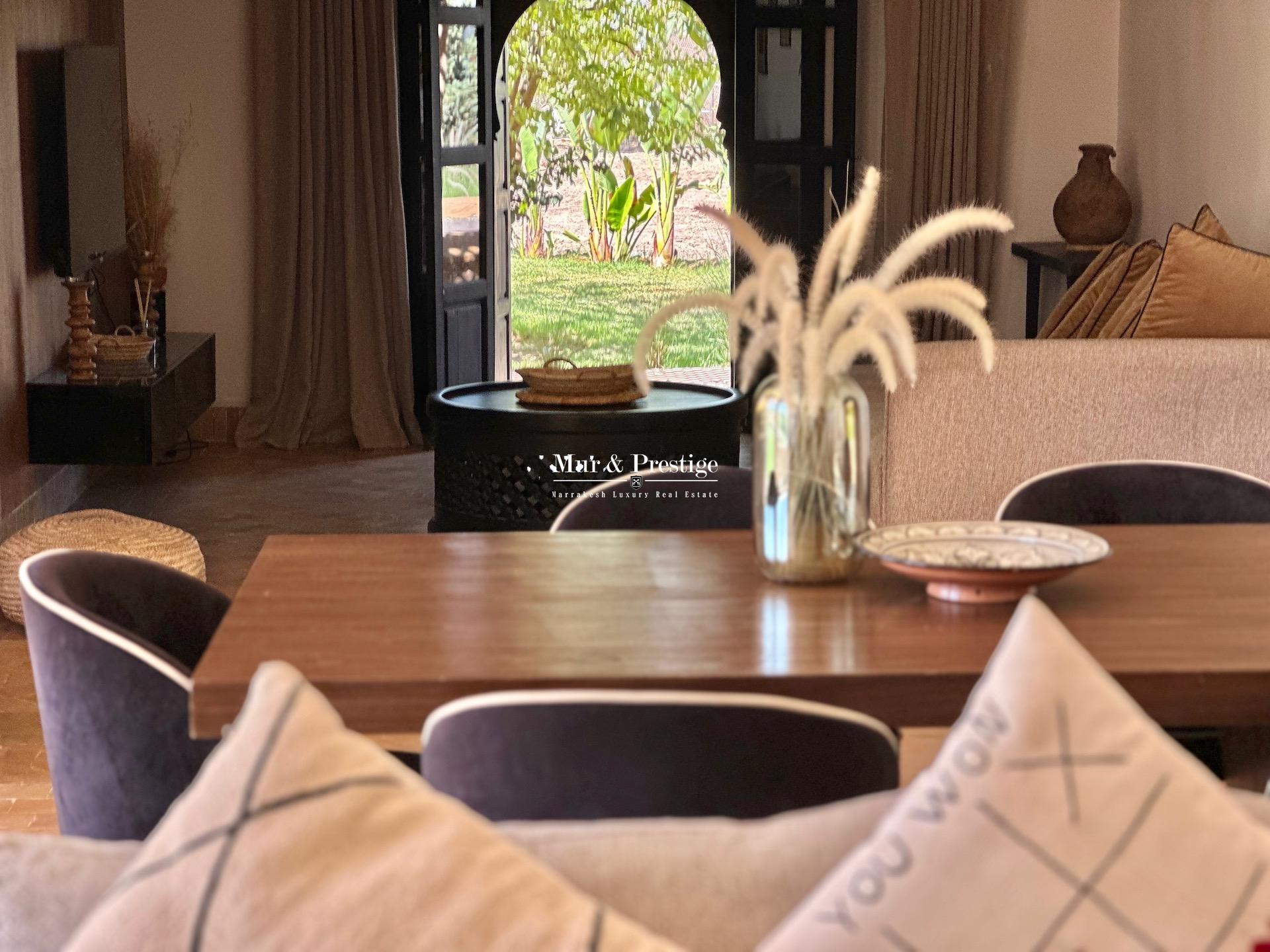 Maison de 8 Chbres à Vendre (Sans VNA)