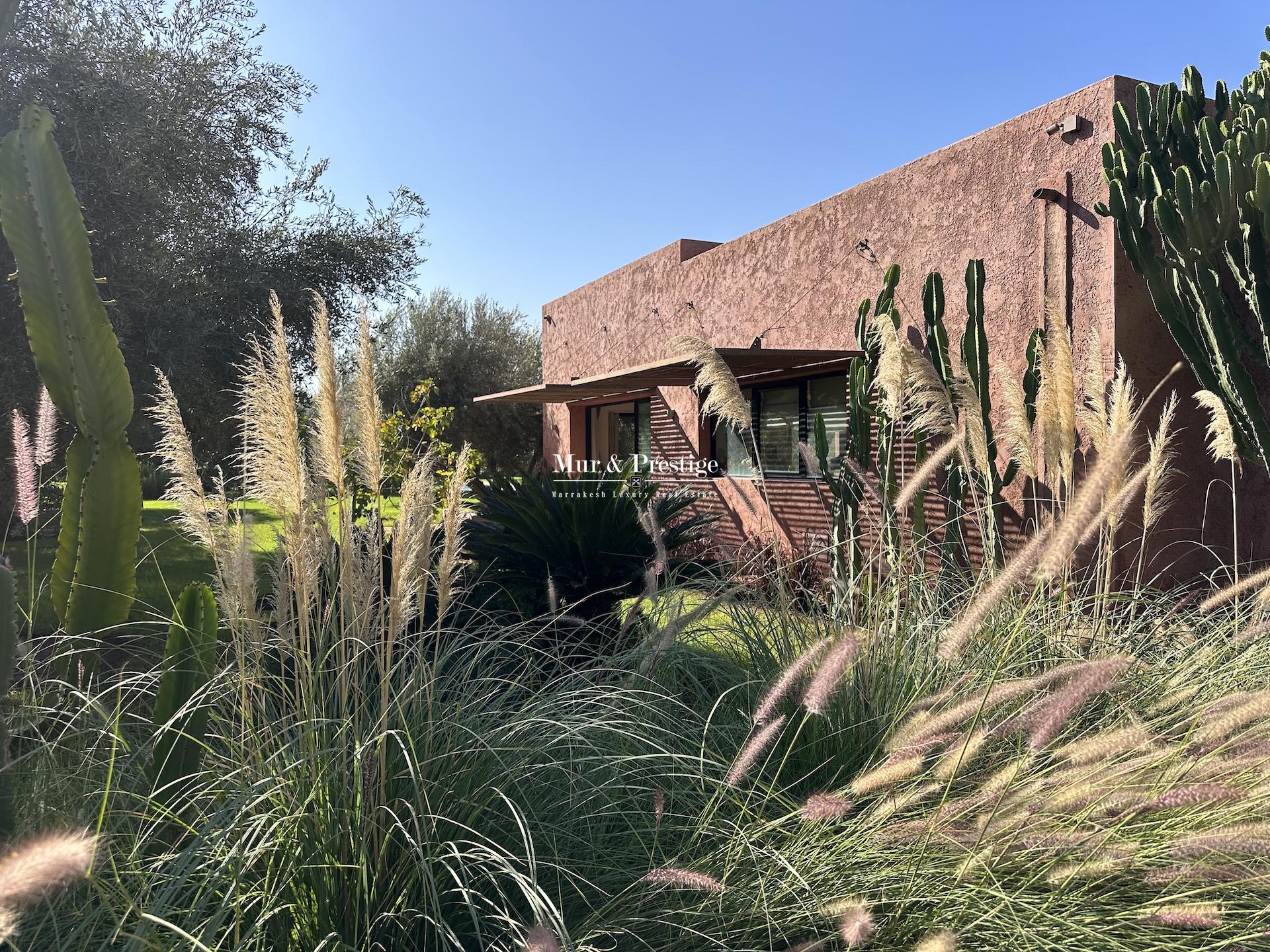 Maison de Plain-Pied sur 5000m2 de Terrain (Sans VNA)