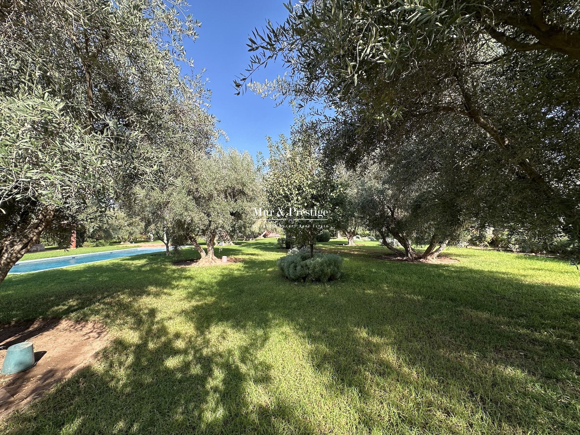 Maison de Plain-Pied sur 5000m2 de Terrain (Sans VNA)