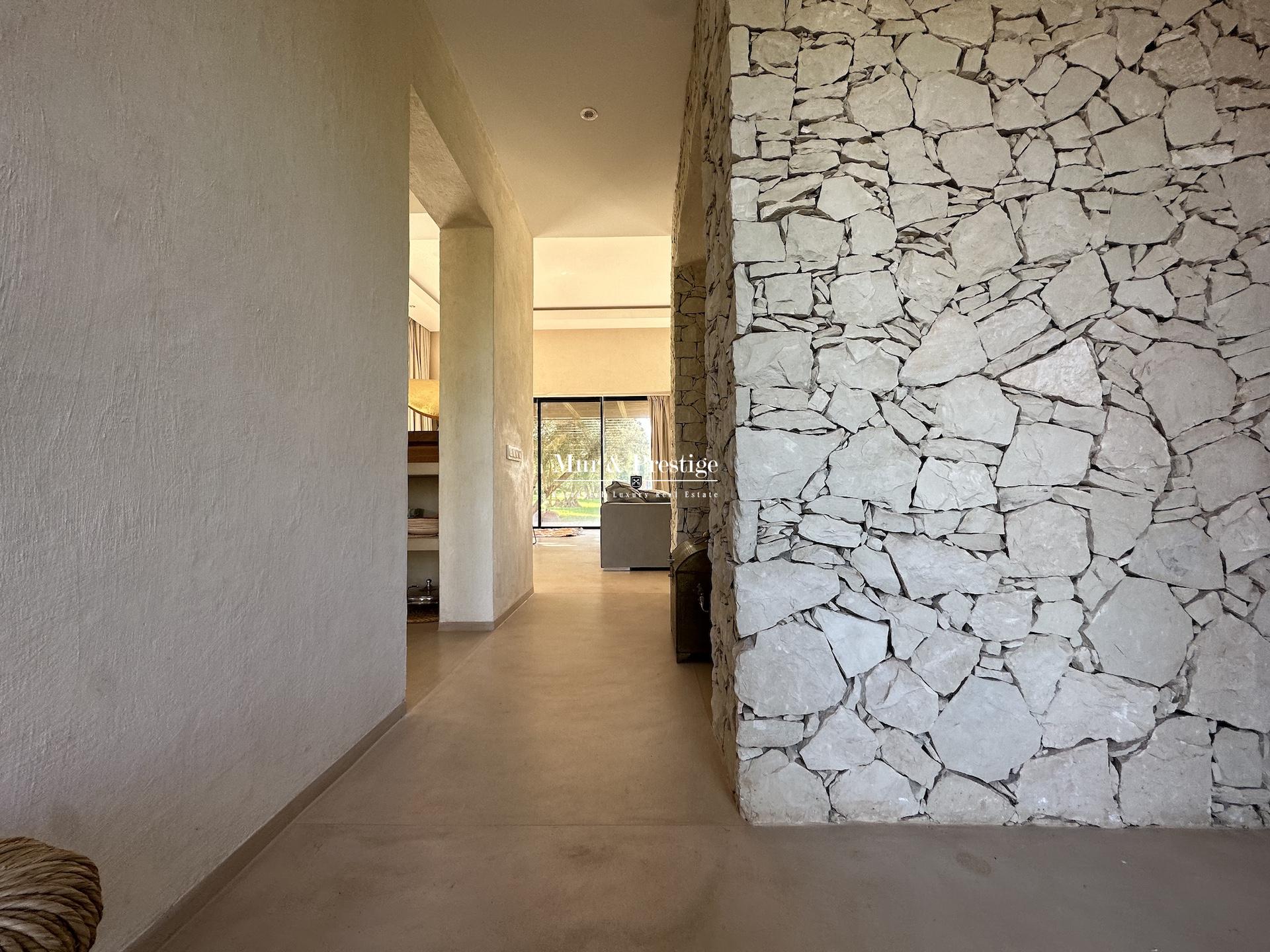 Maison de Plain-Pied sur 5000m2 de Terrain (Sans VNA)