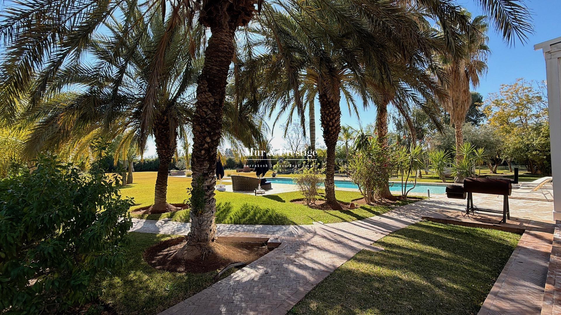 Domaine de 4 Propriétés à Vendre