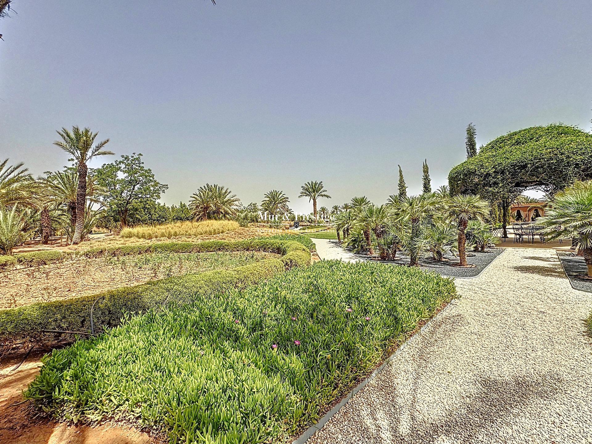 Palais Marocain sur 4 hectares dans la Palmeraie