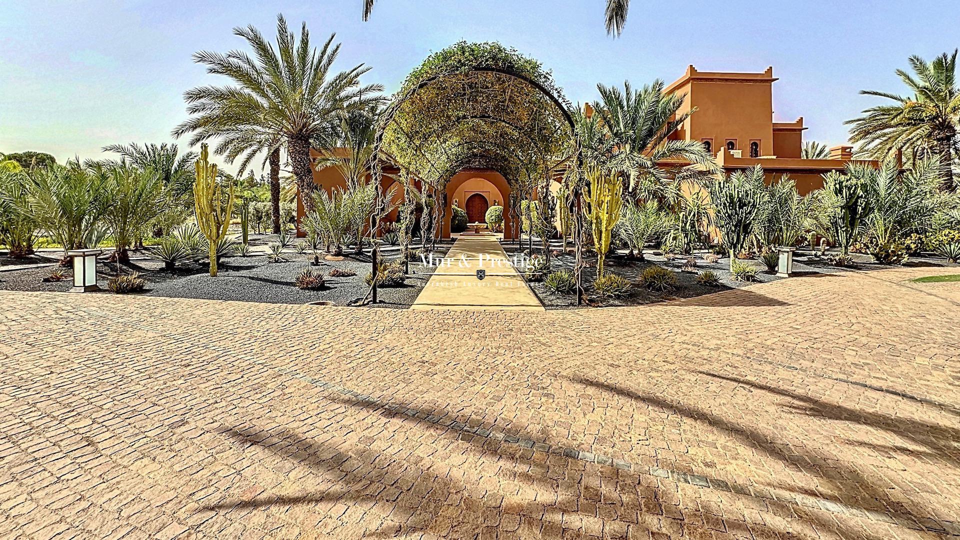 Palais Marocain sur 4 hectares dans la Palmeraie