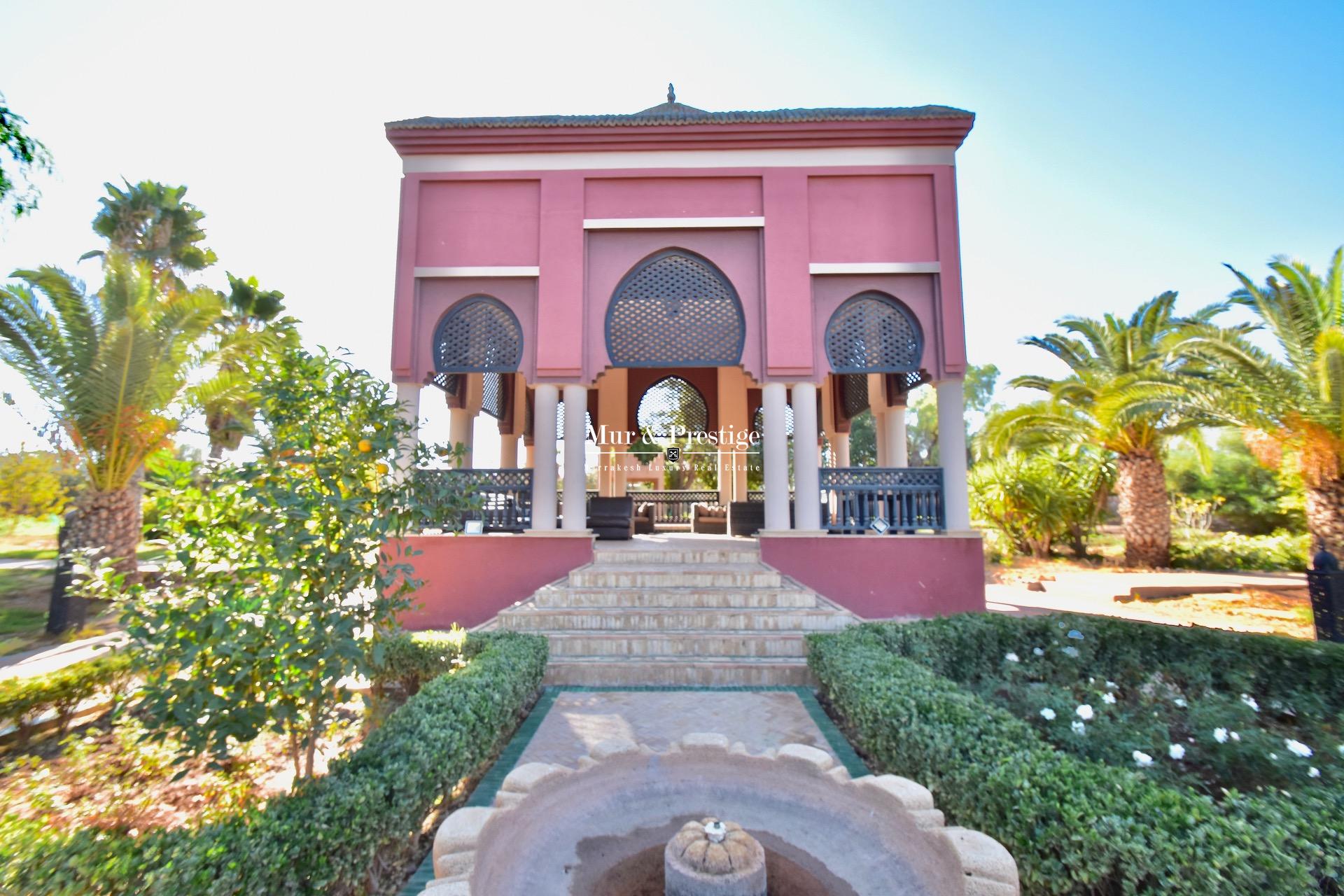 Palais d’hôtes à vendre à Marrakech – Agence Immobilière