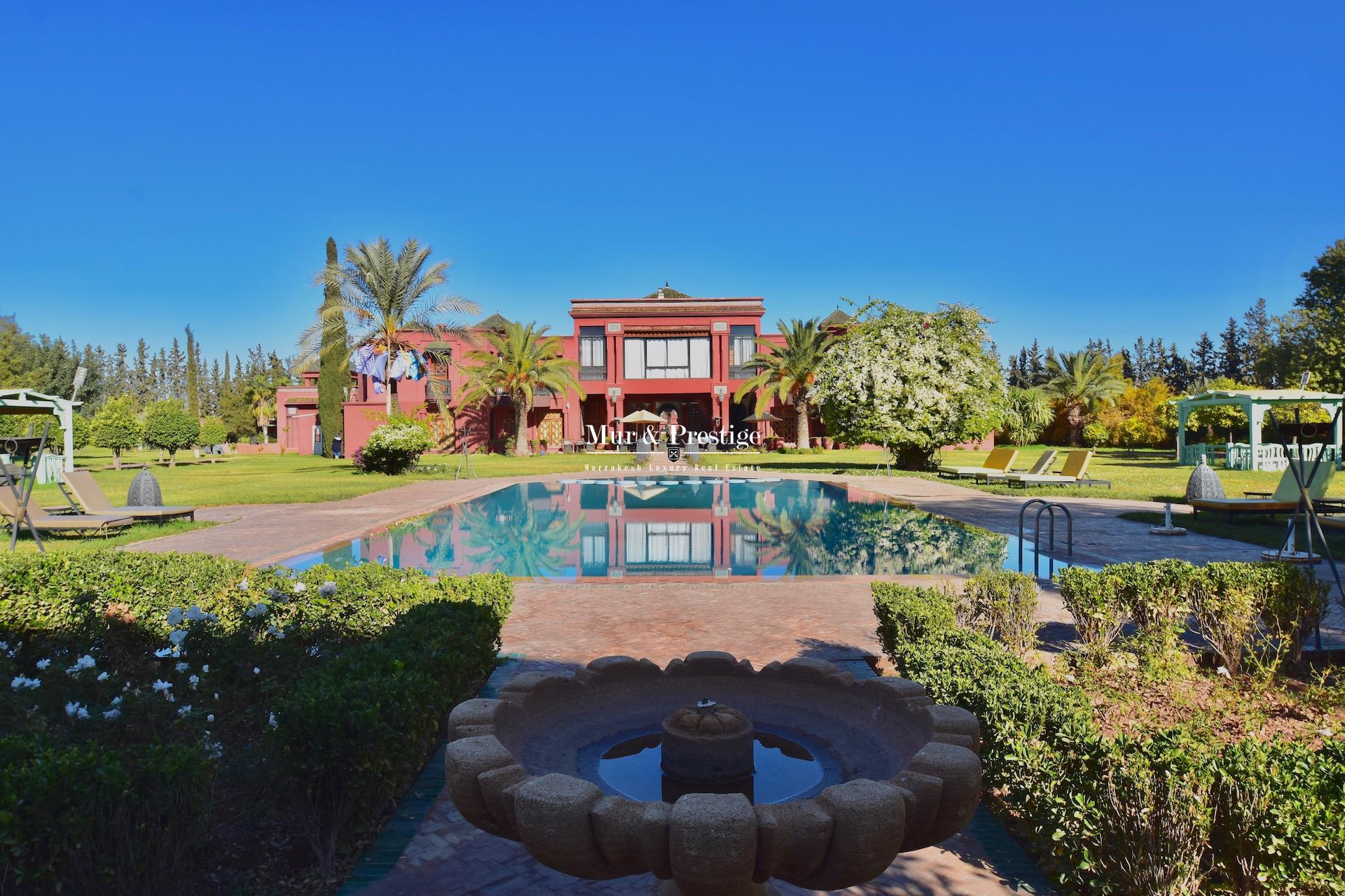 Palais d’hôtes à vendre à Marrakech – Agence Immobilière