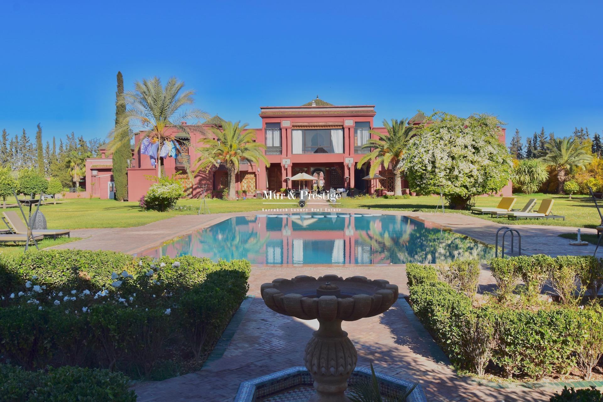 Palais d’hôtes à vendre à Marrakech – Agence Immobilière