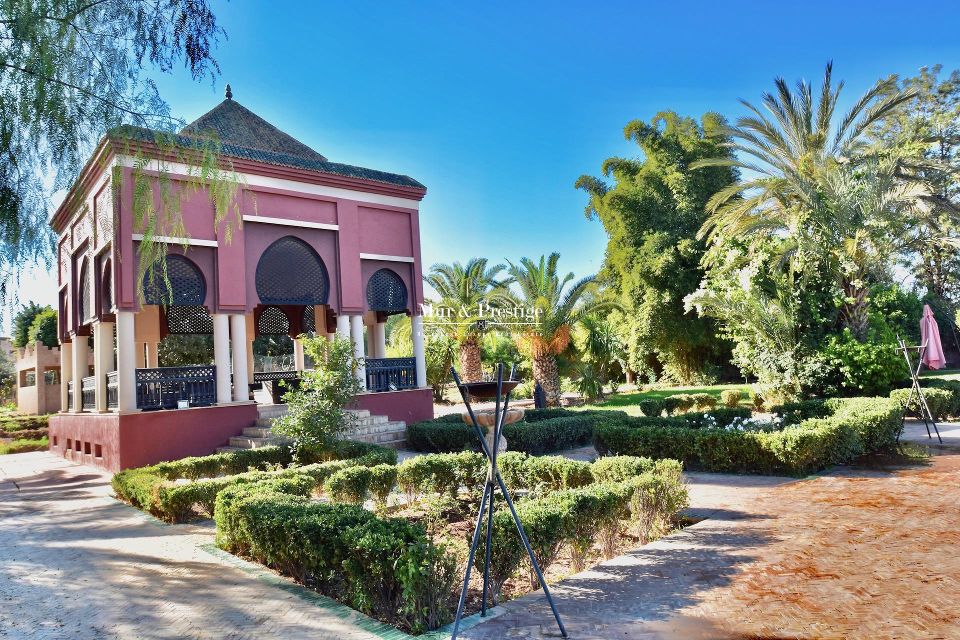 Palais d’hôtes à vendre à Marrakech – Agence Immobilière