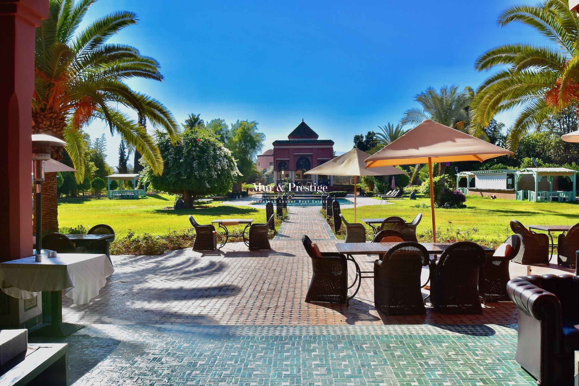 Palais d’hôtes à vendre à Marrakech – Agence Immobilière