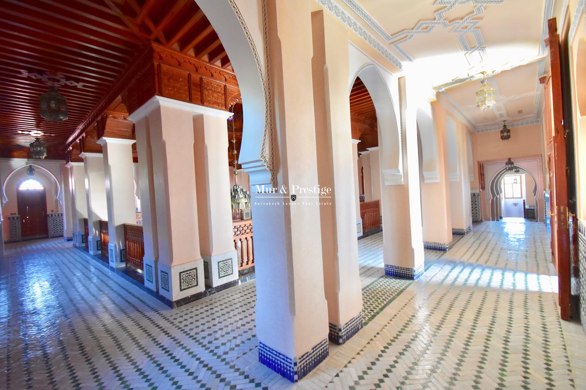 Palais d’hôtes à vendre à Marrakech – Agence Immobilière