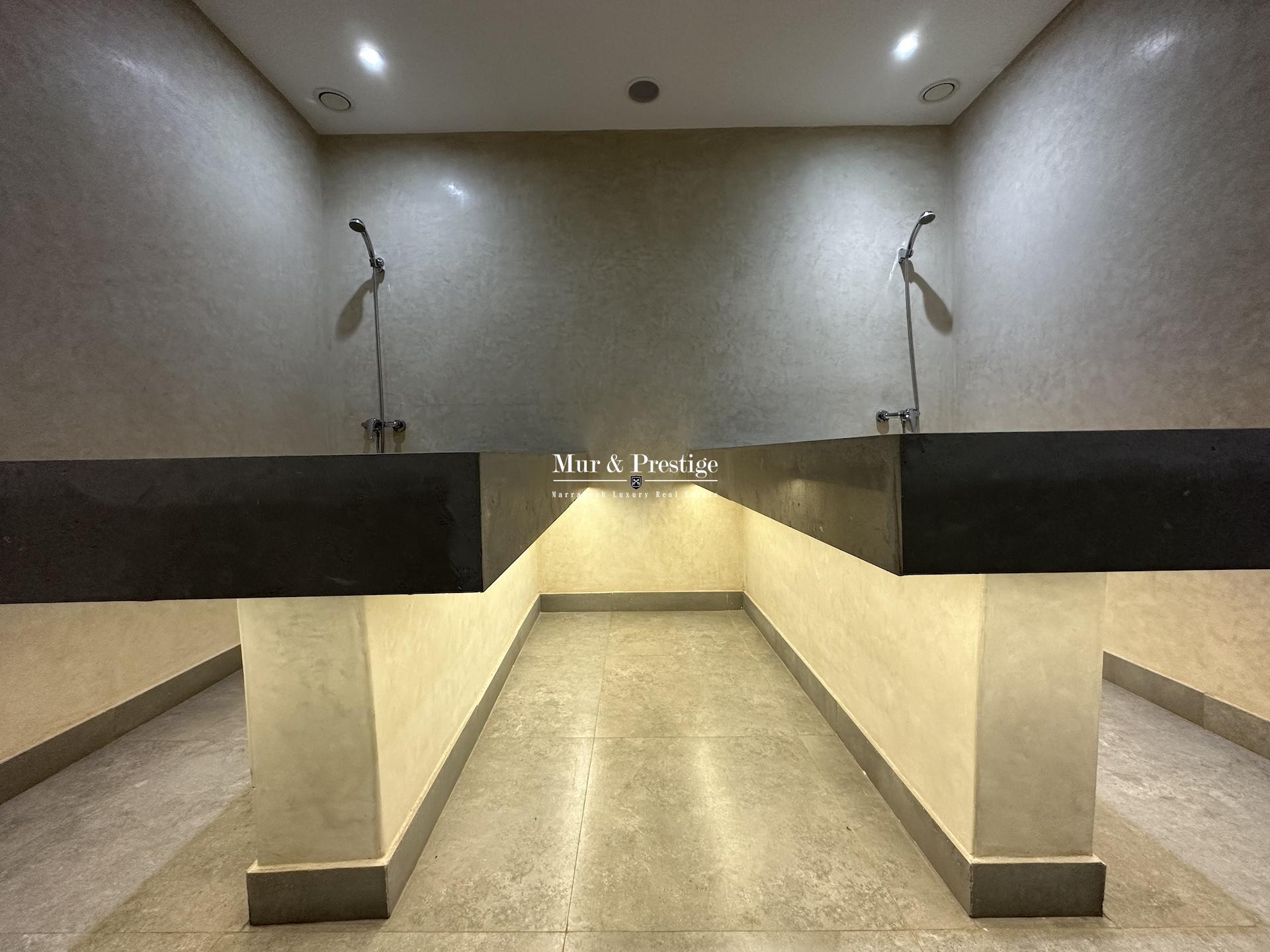 Amelkis – Villa Neuve Front de Golf à Vendre 
