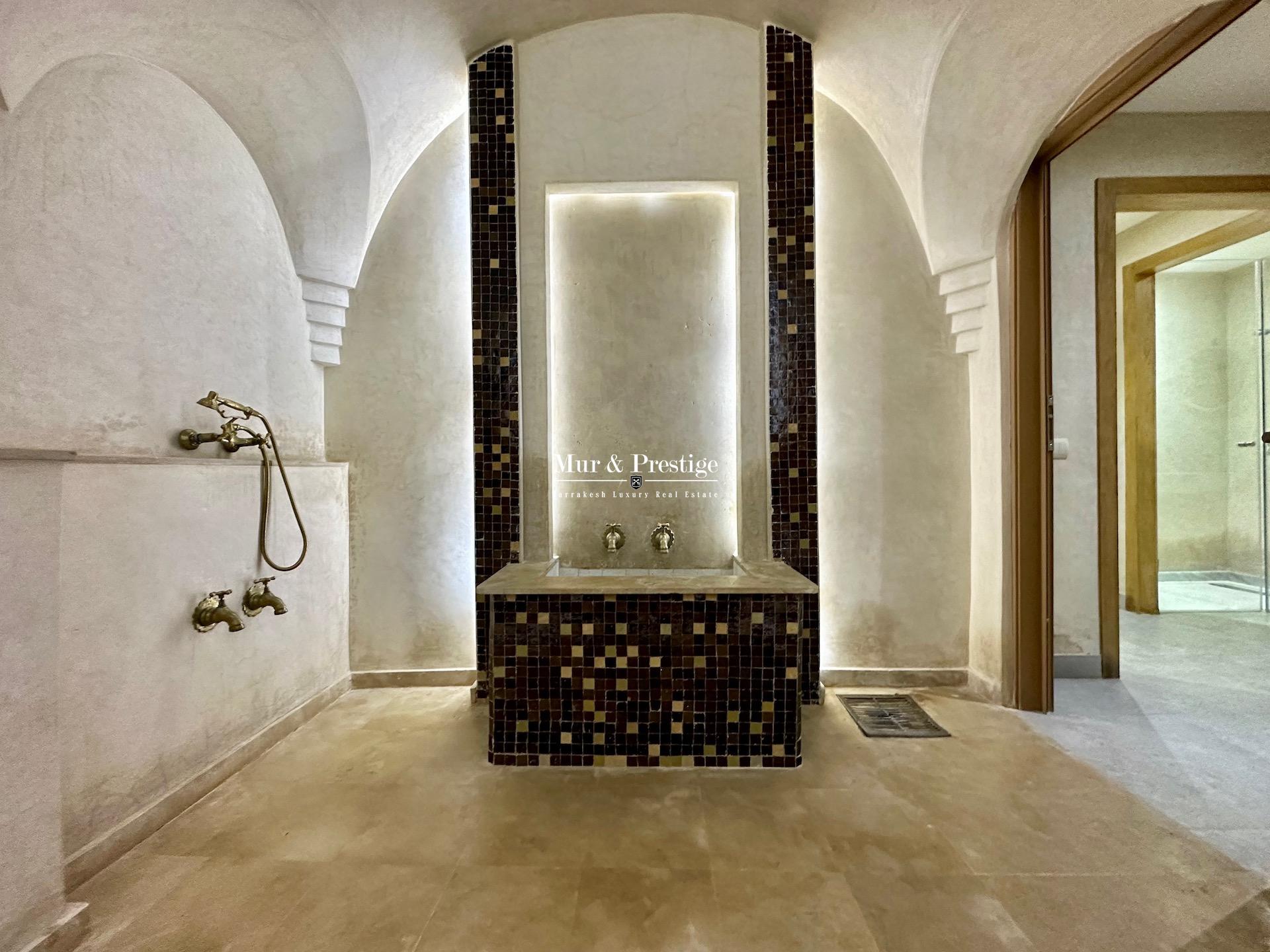 Amelkis – Villa Neuve Front de Golf à Vendre 