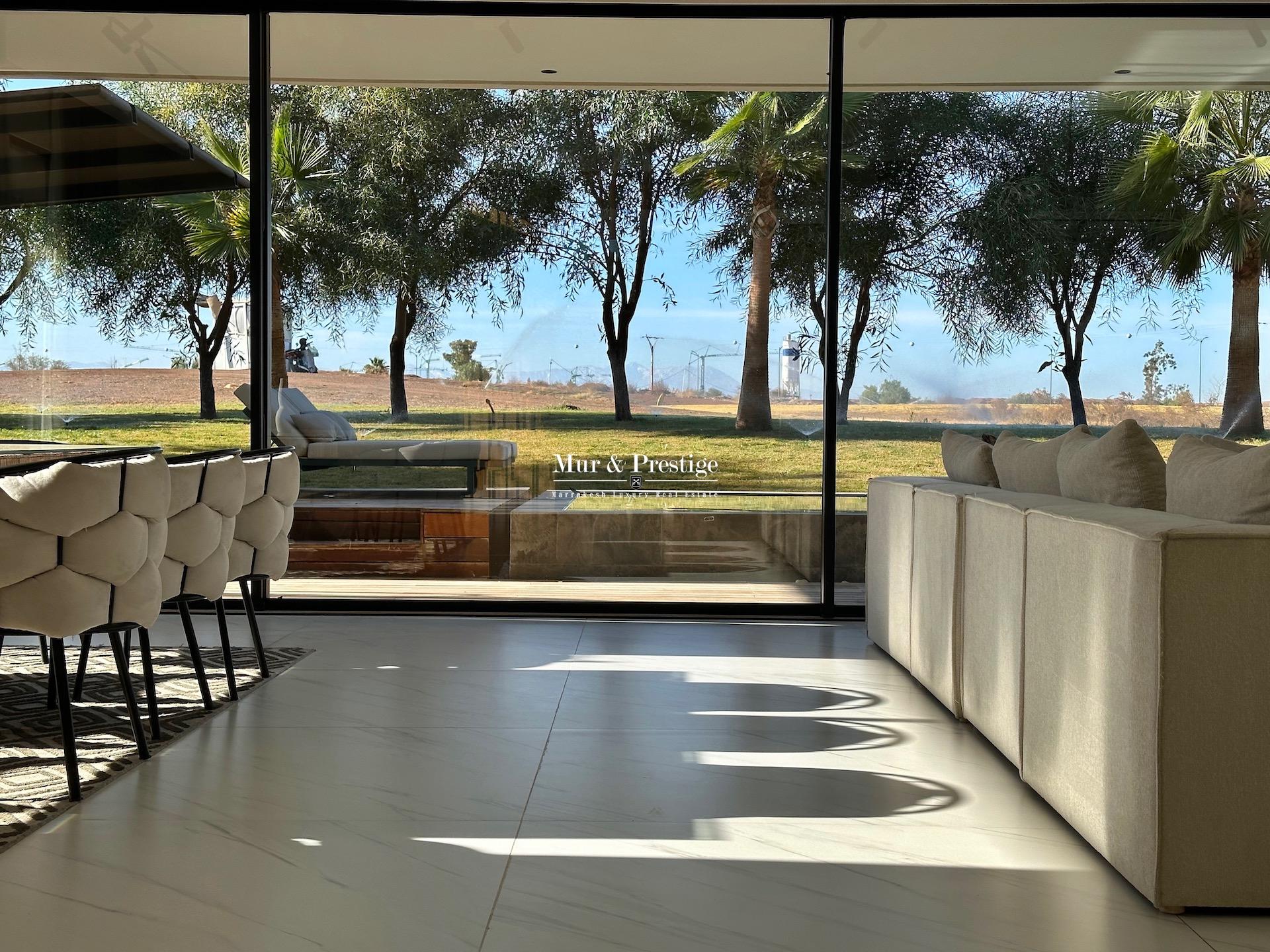 Maison Moderne en Front de Golf à Marrakech