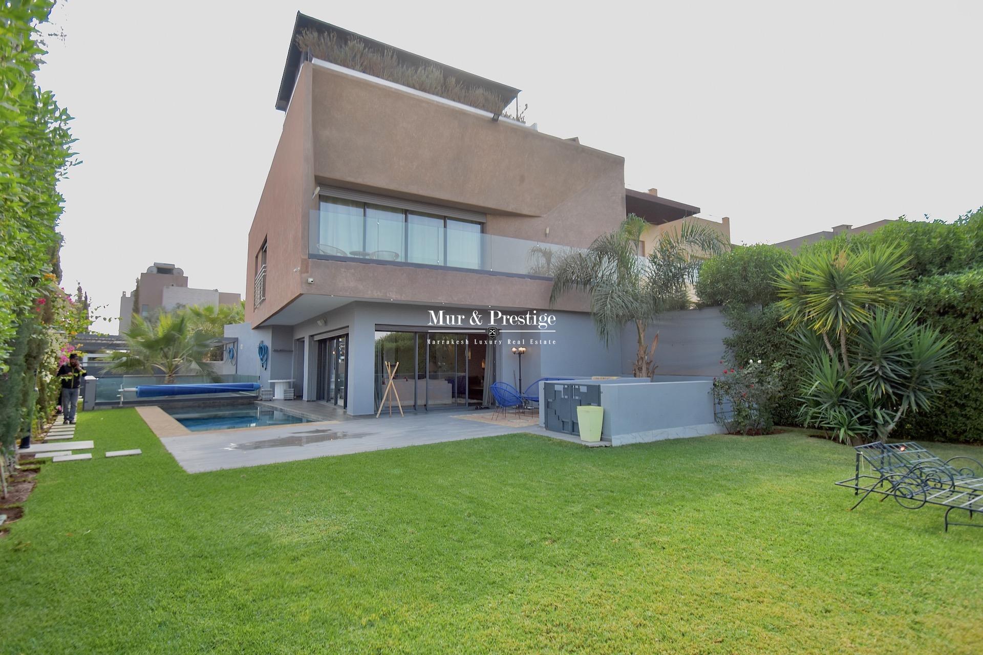 Maison front de Golf à Vendre à Marrakech - Agence Immobilière