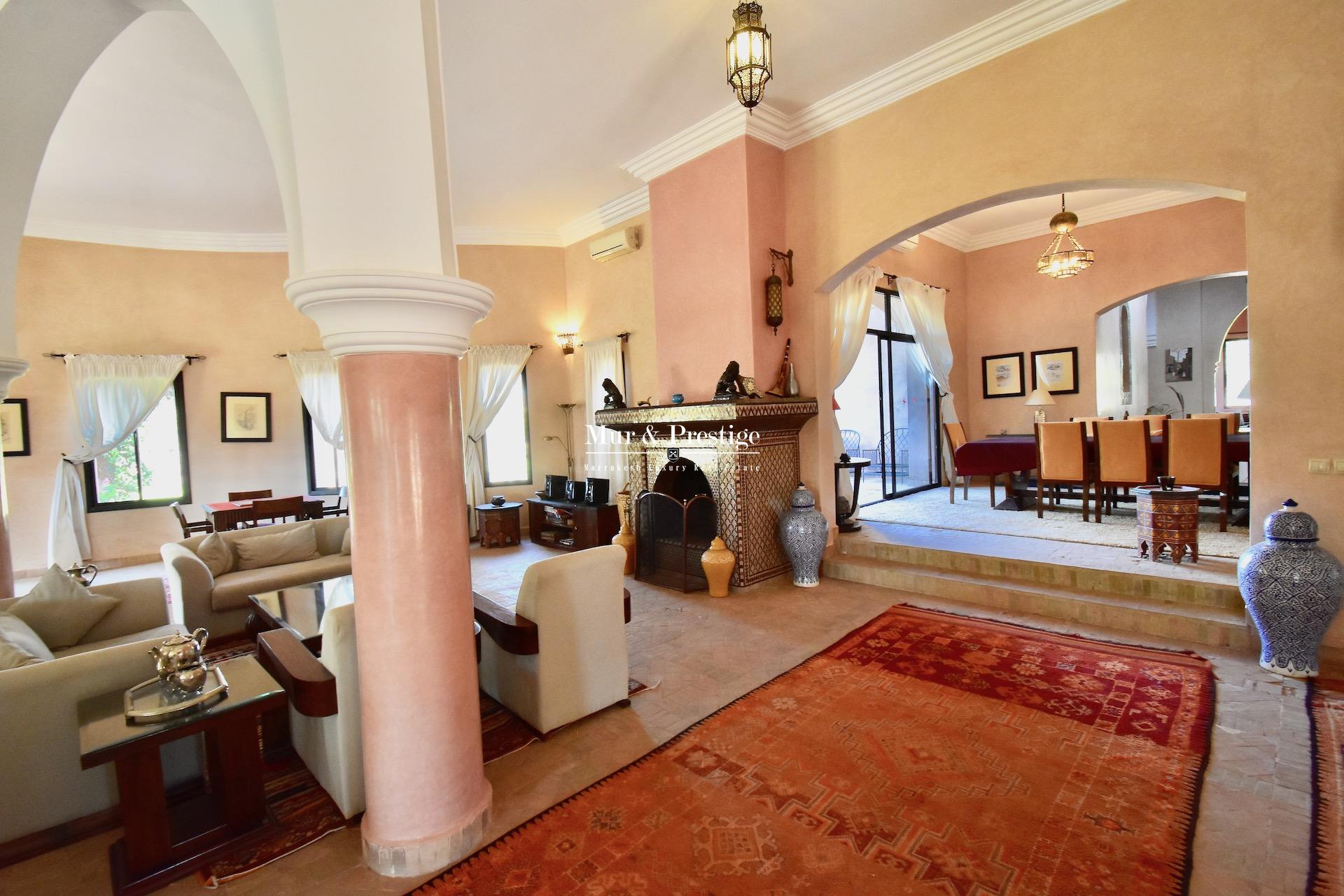 Maison à Vendre à Marrakech – Agence Immobilière