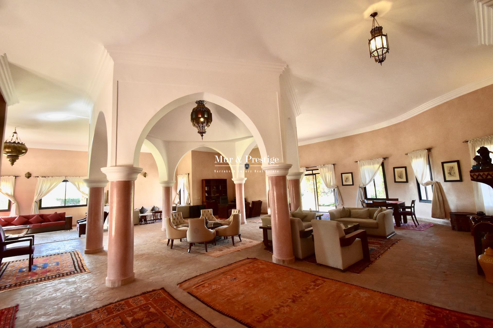 Maison à Vendre à Marrakech – Agence Immobilière