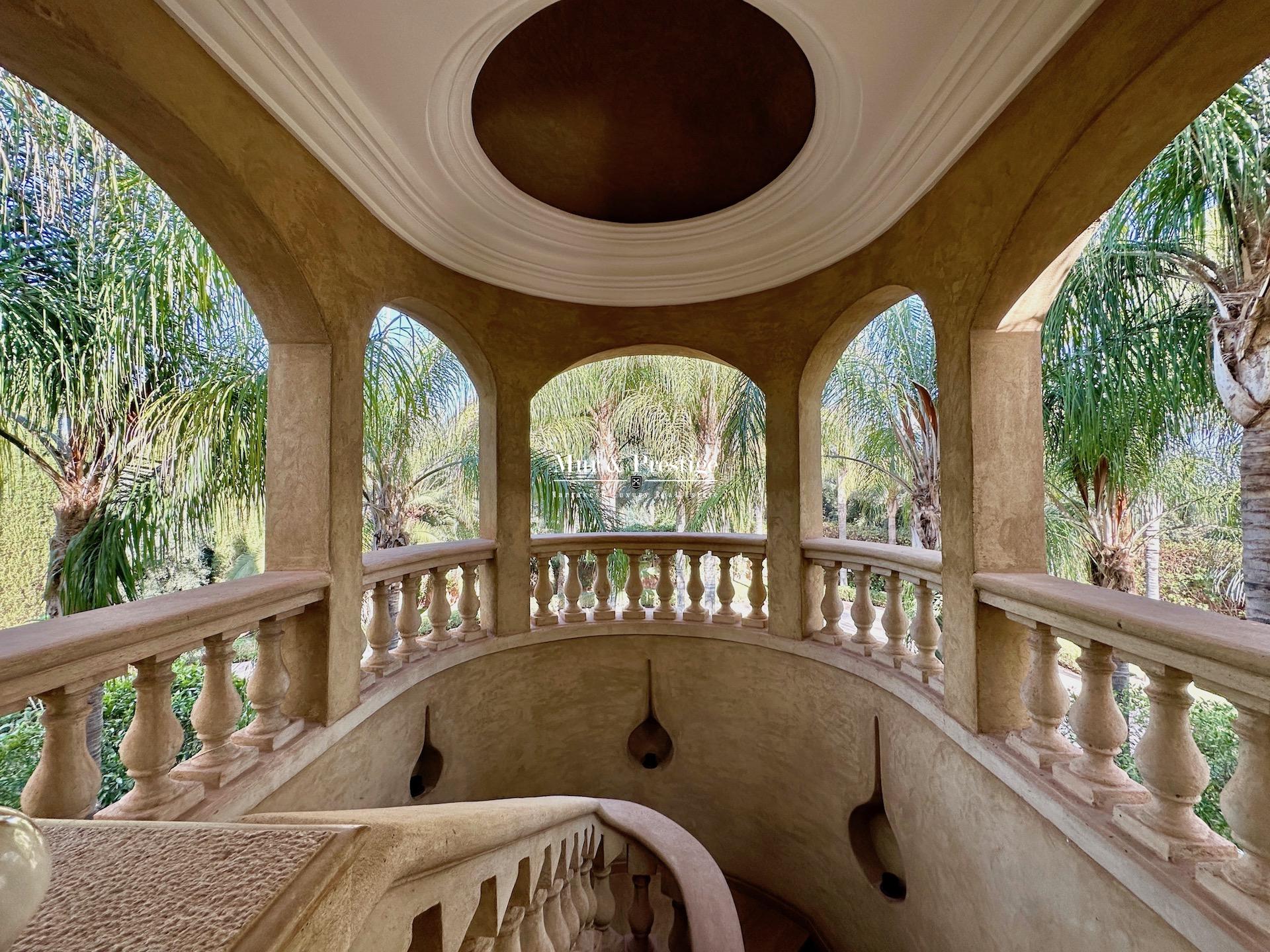 Palais à Vendre à 25min du Centre de Marrakech 