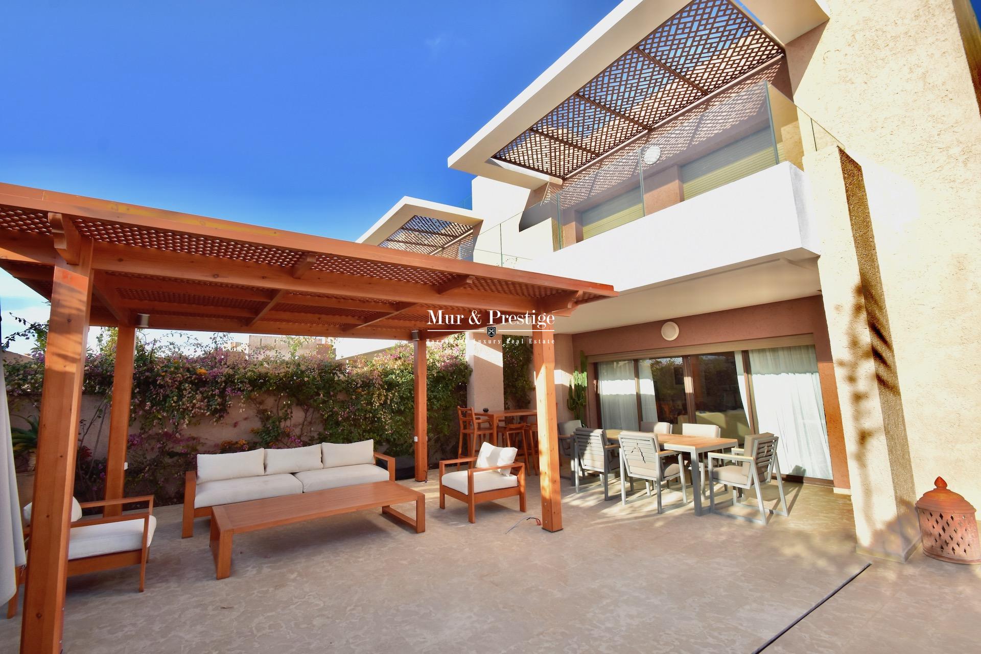 Maison Sur  Golf à Vendre à Marrakech - Agence Immobilière