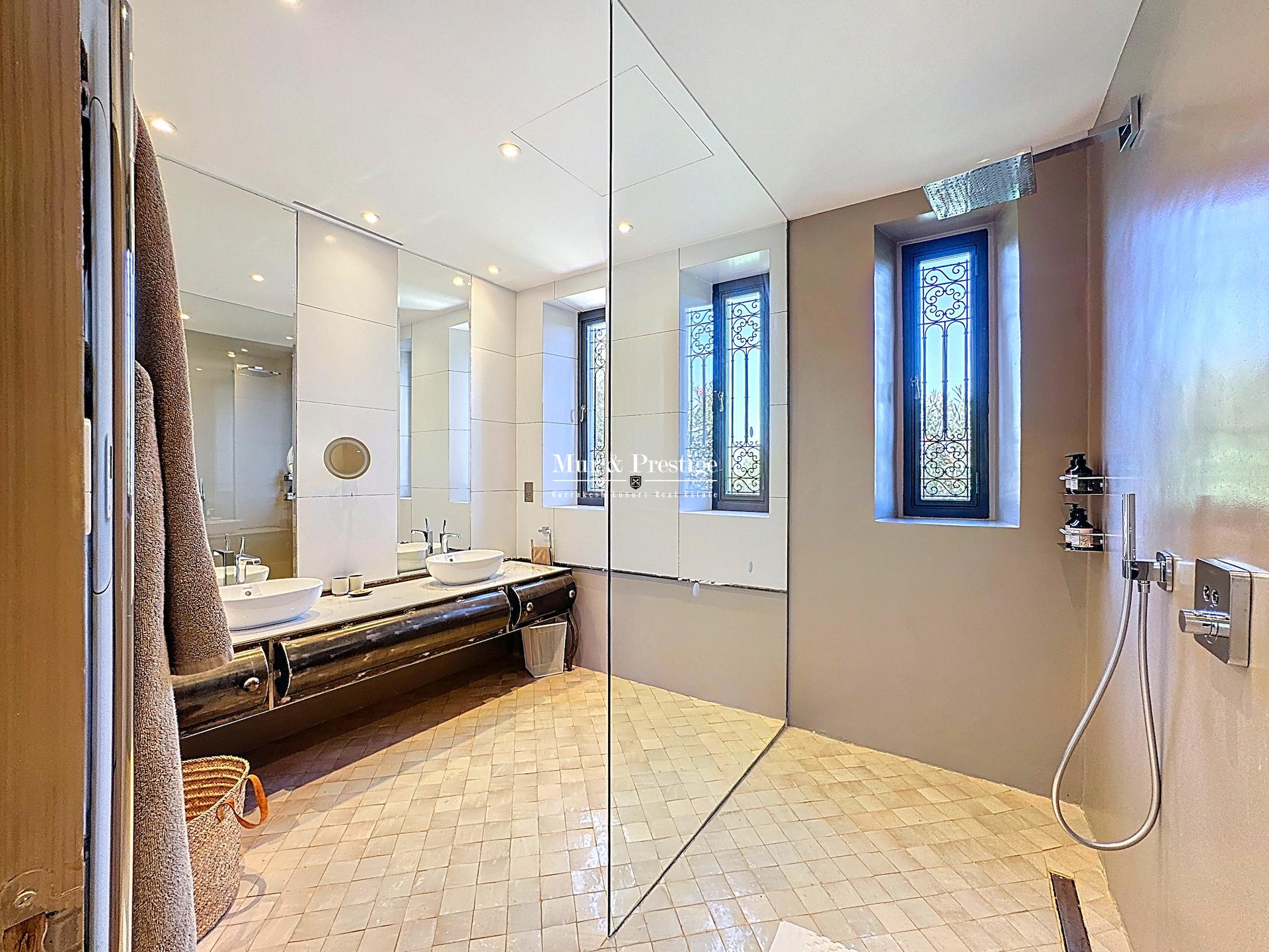 Maison Moderne sur 3,2 Hectares