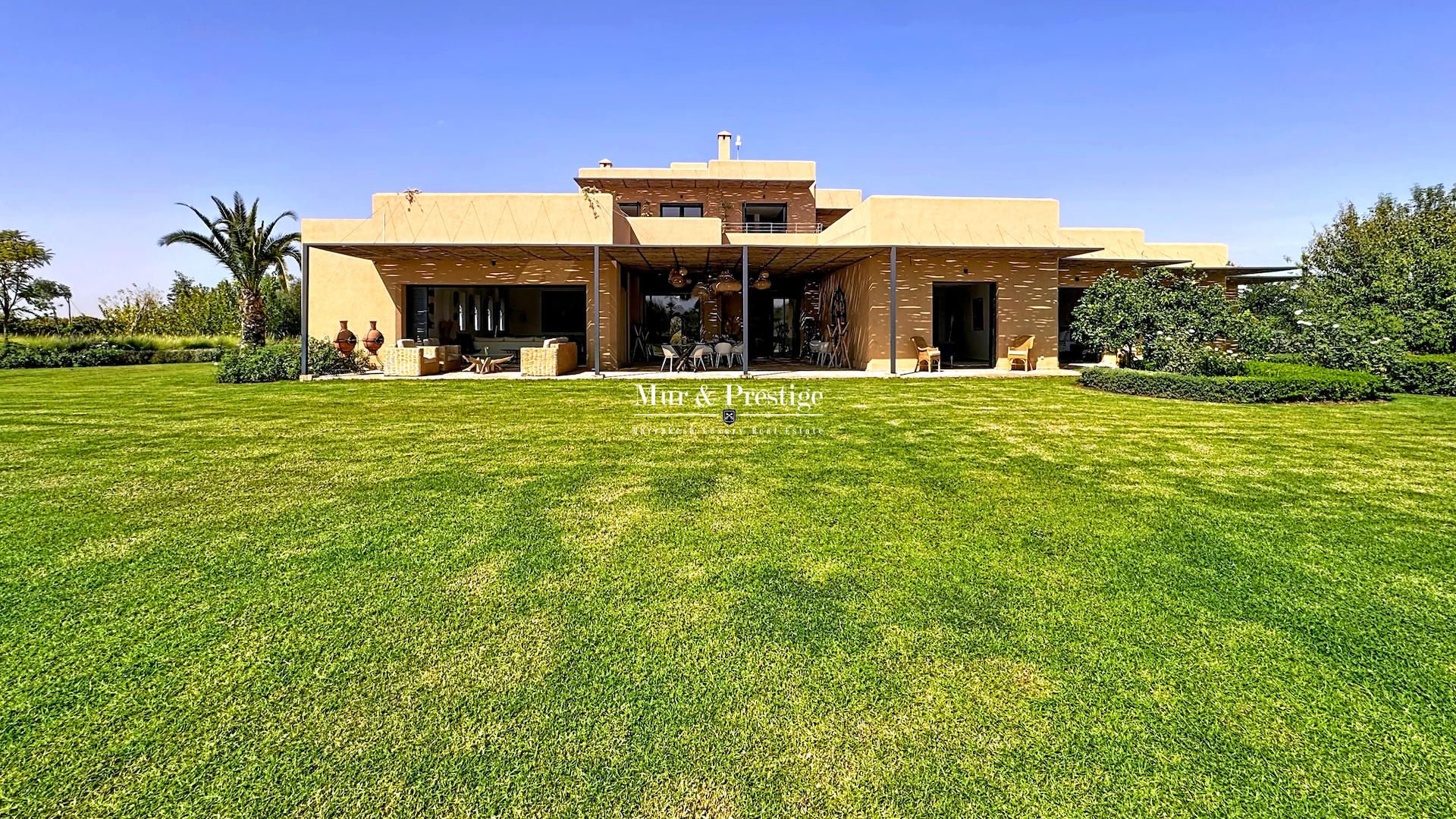 Maison Moderne sur 3,2 Hectares