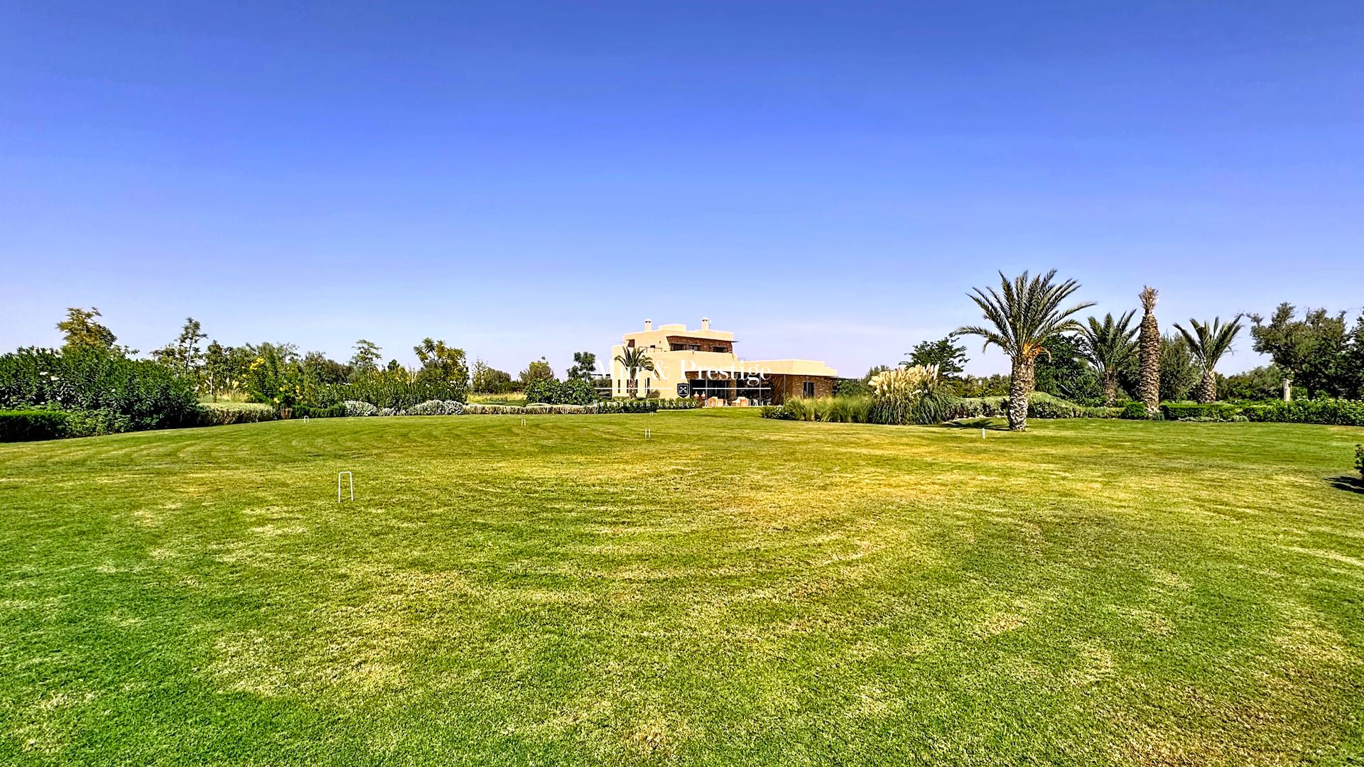 Maison Moderne sur 3,2 Hectares