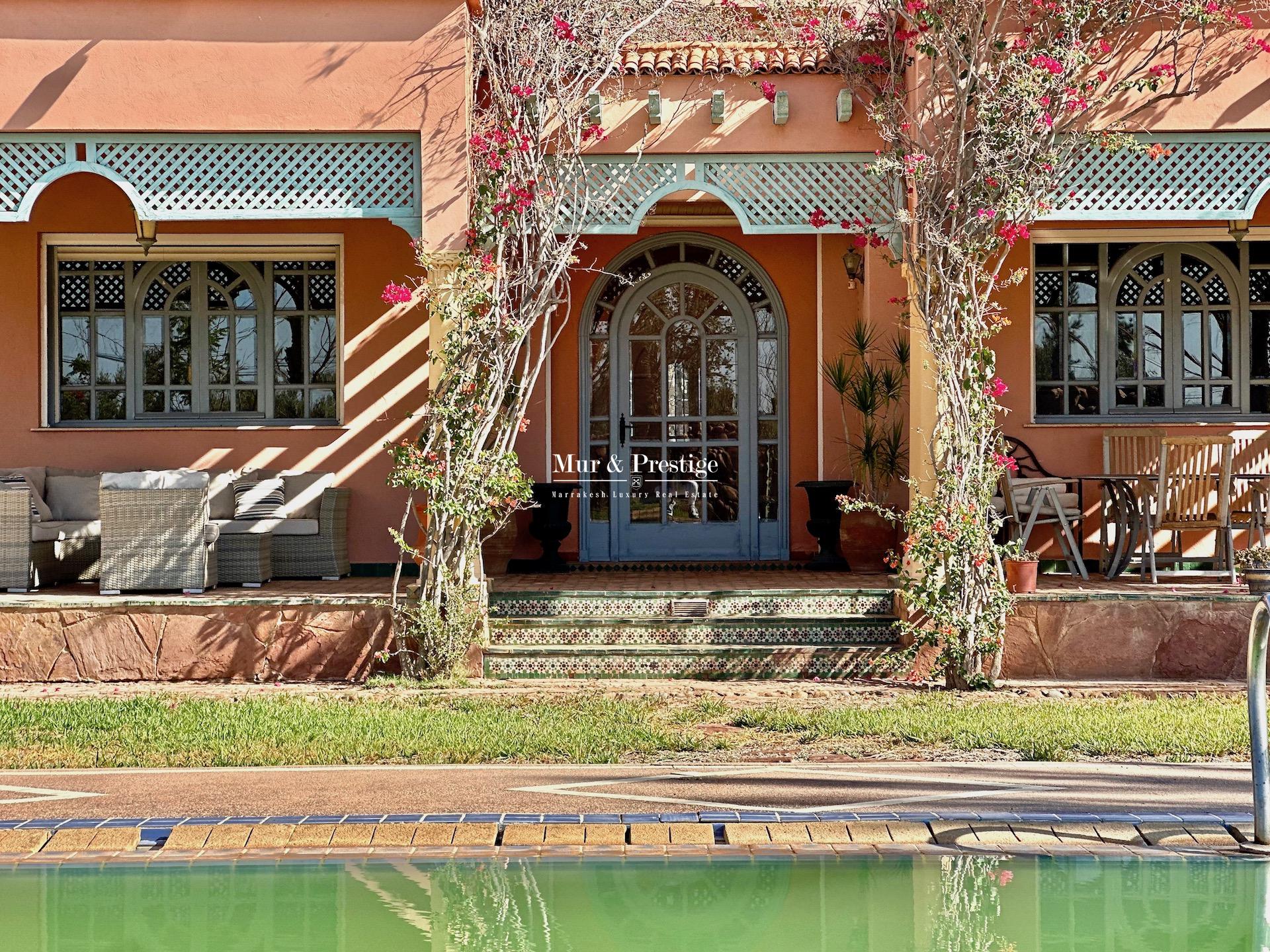 Maison De Charme à Vendre à Marrakech - Agence Immobilière