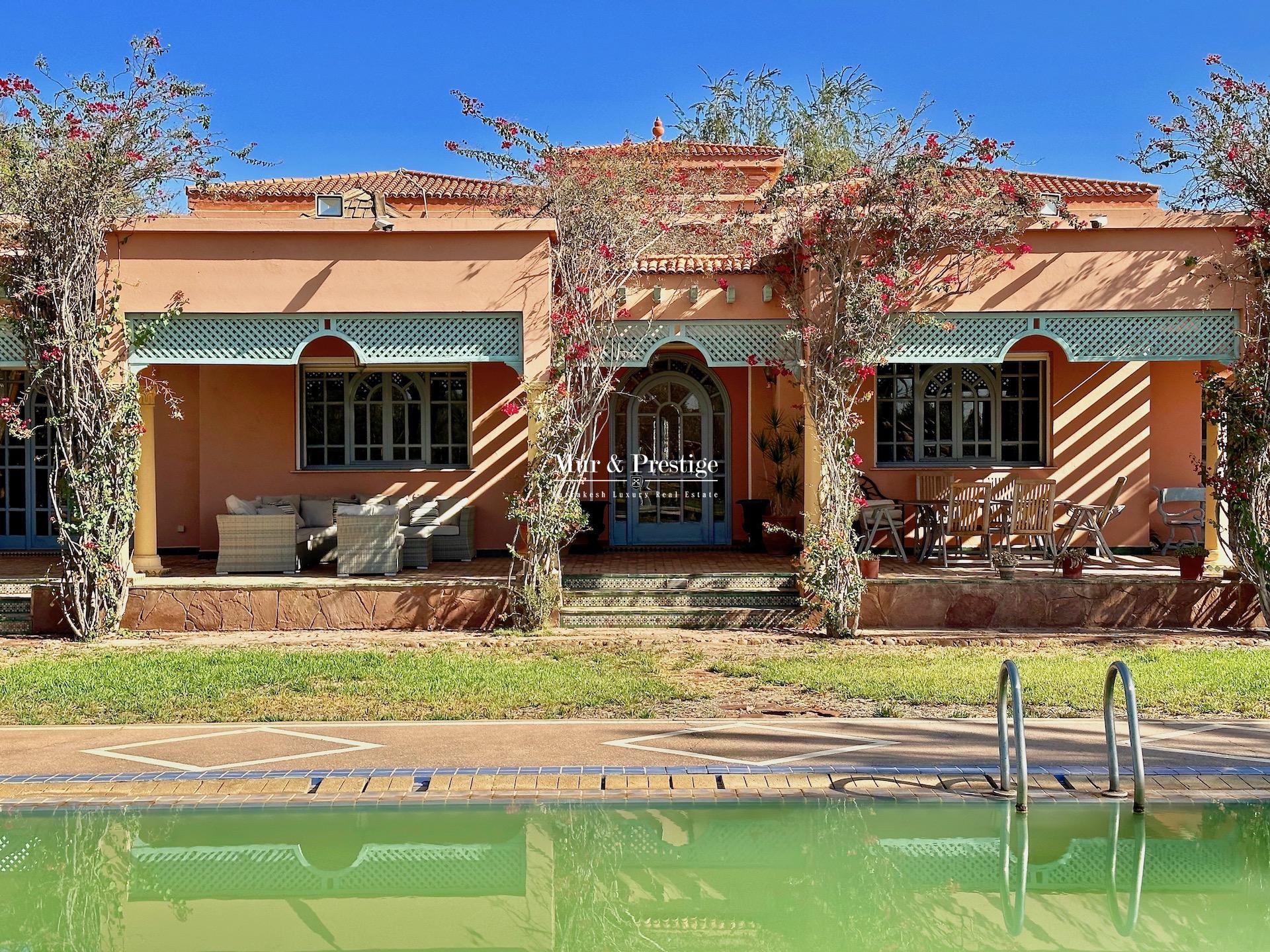 Maison De Charme à Vendre à Marrakech - Agence Immobilière