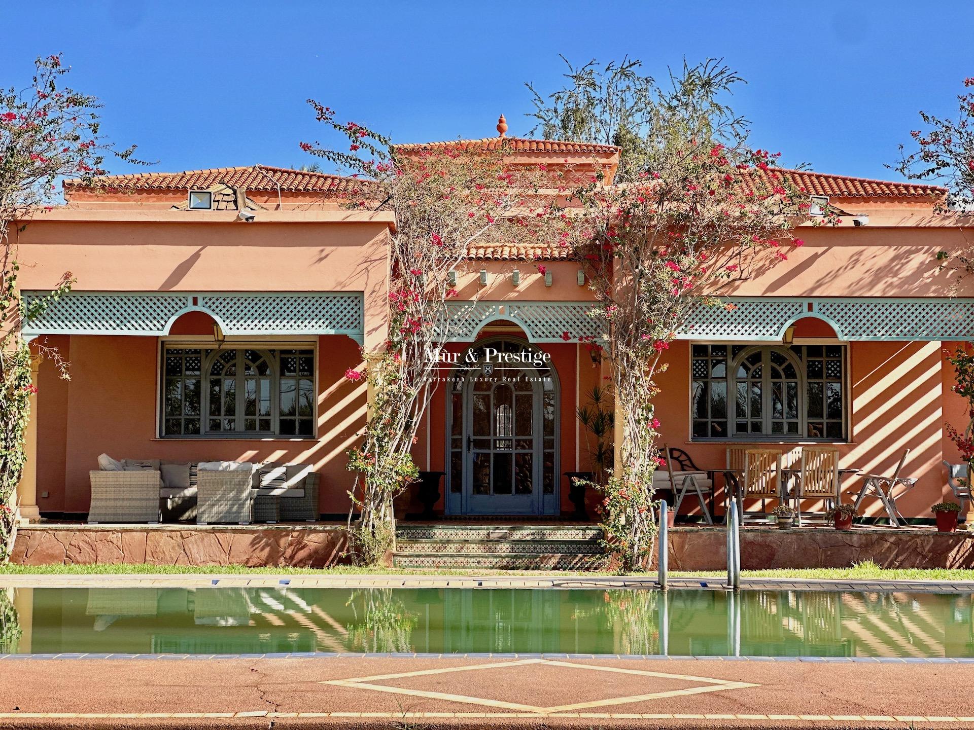 Maison De Charme à Vendre à Marrakech - Agence Immobilière