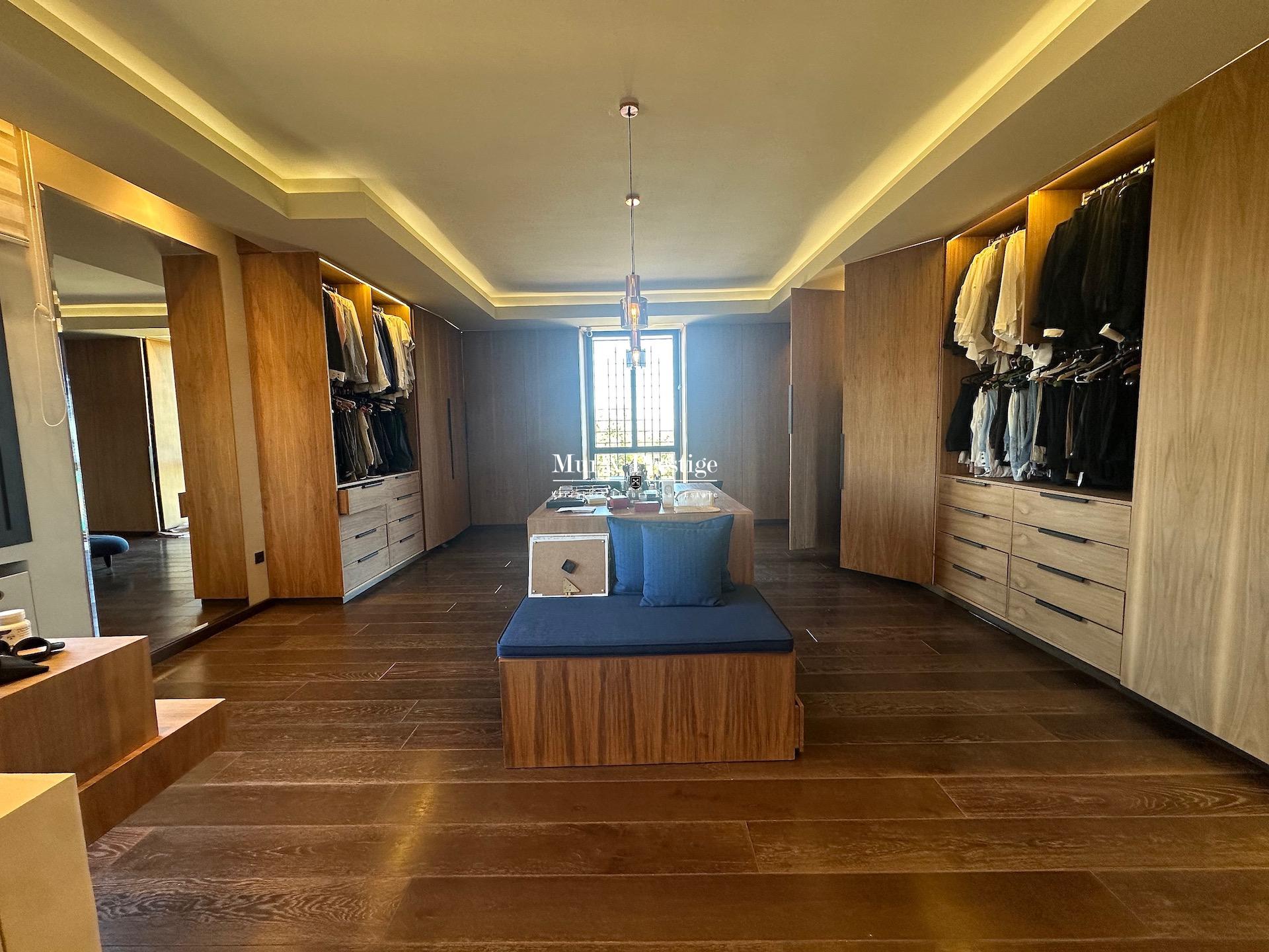 Maison Moderne à Vendre sur un Hectare