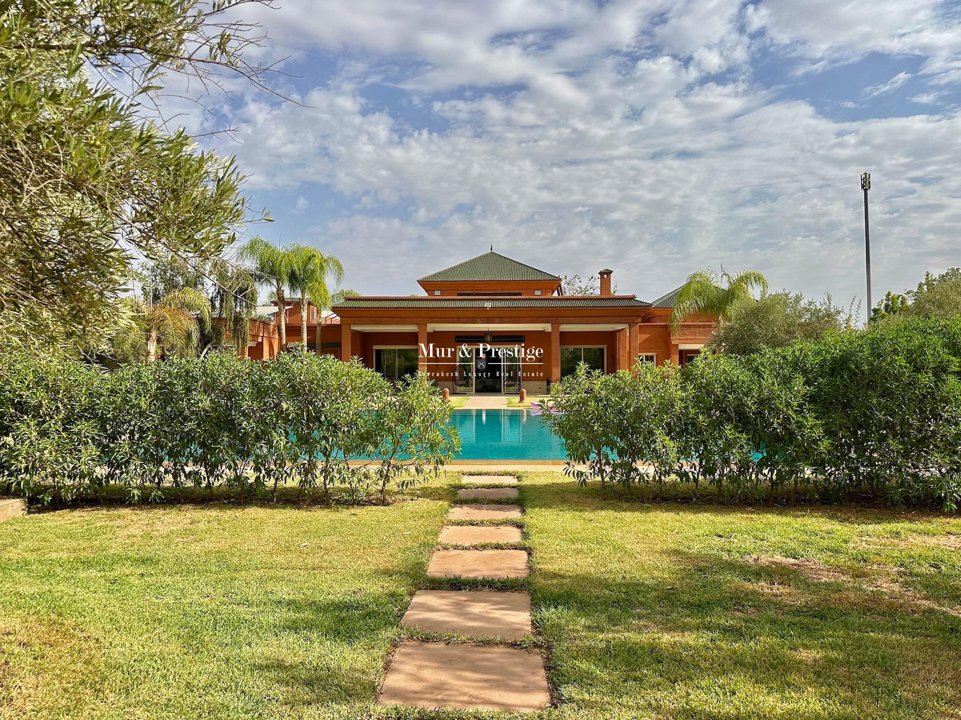 Maison de Plain-Pied Proche École Américaine