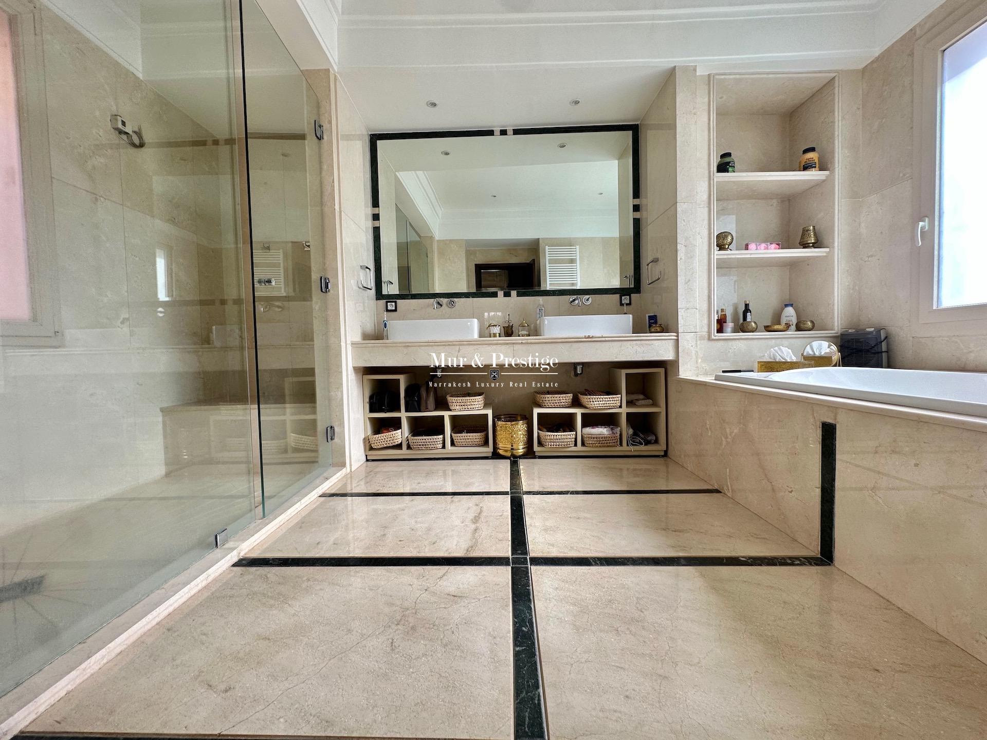 Maison de Plain-Pied Proche École Américaine