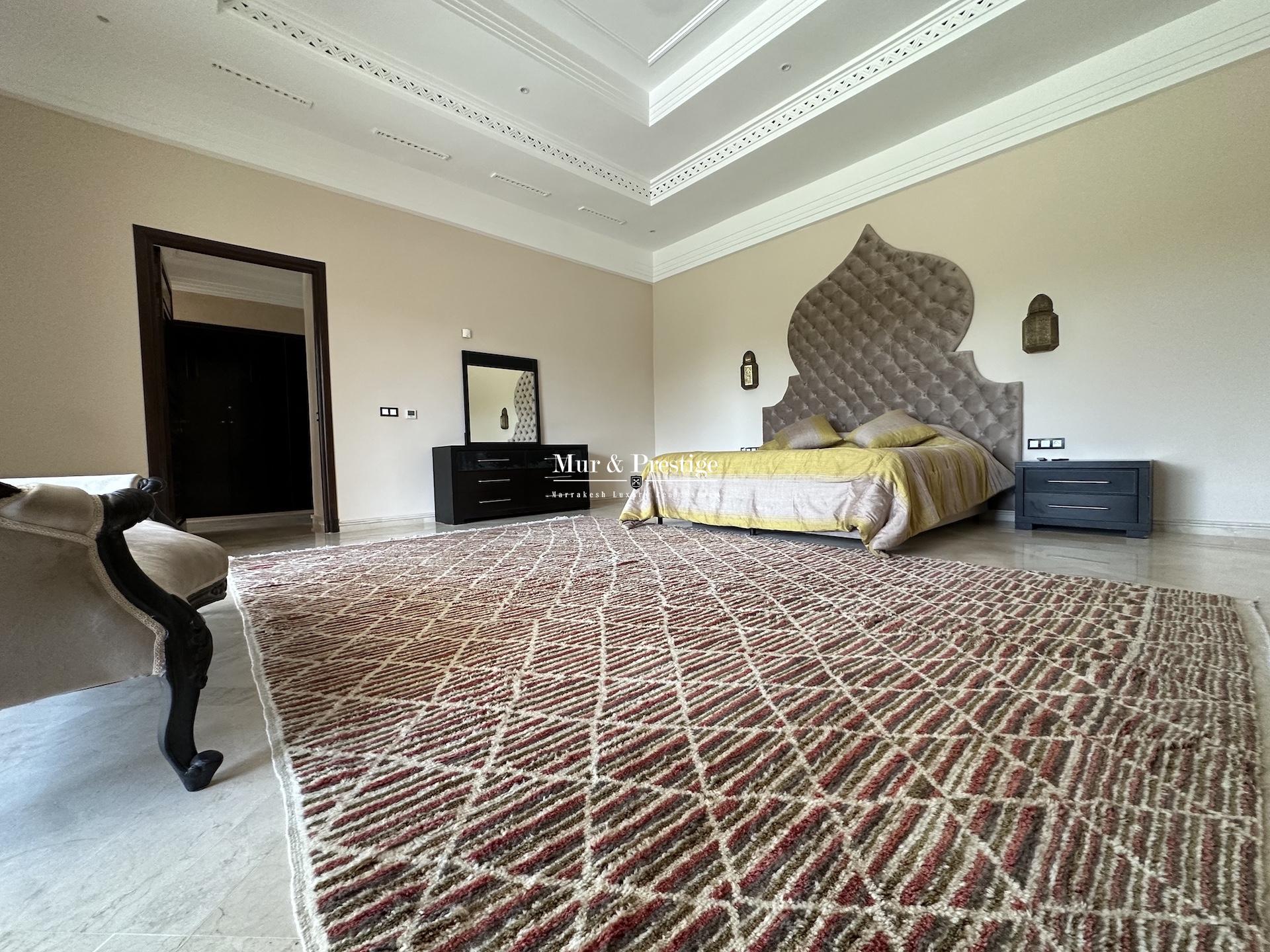 Maison de Plain-Pied Proche École Américaine