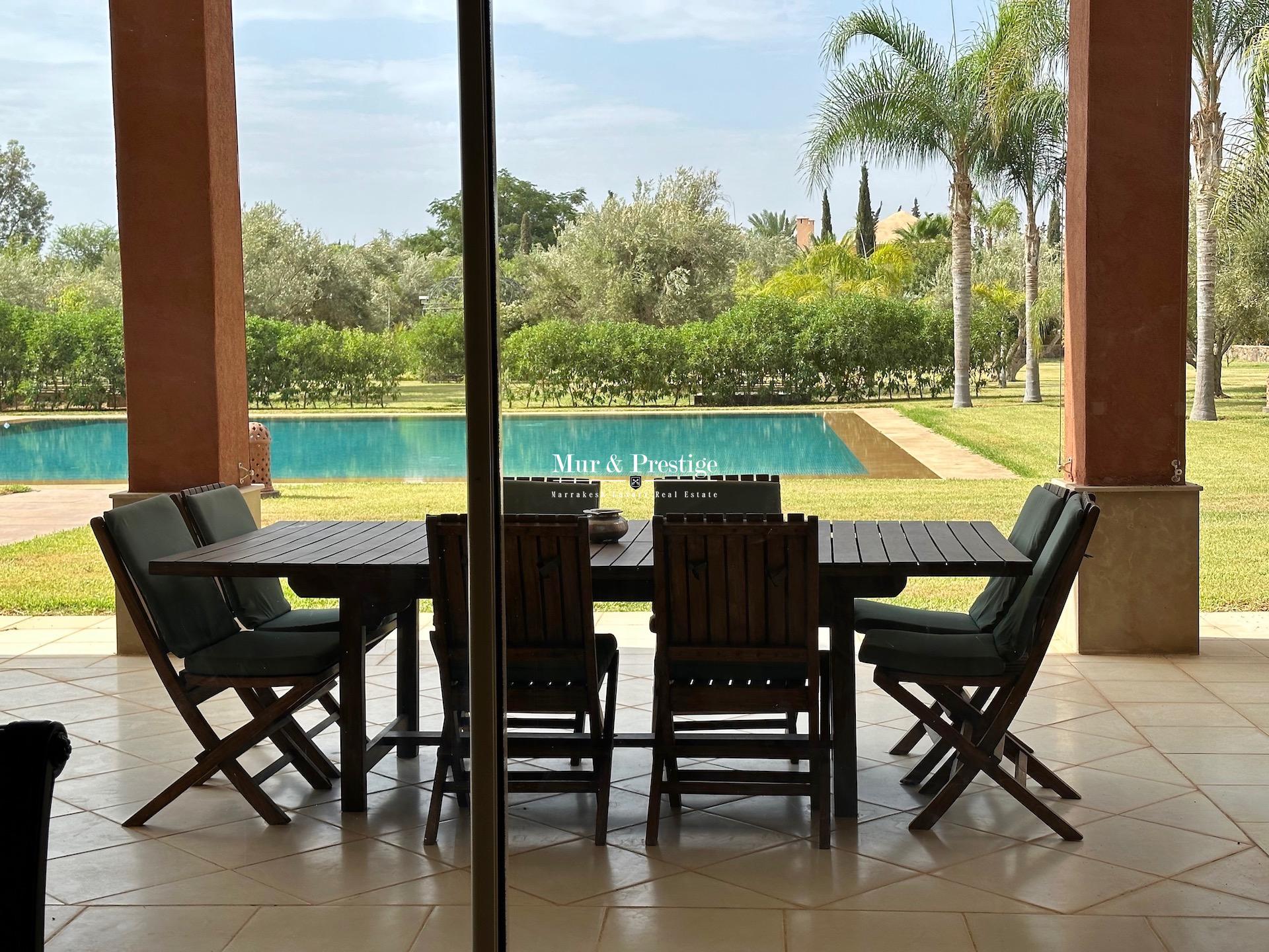 Maison de Plain-Pied Proche École Américaine